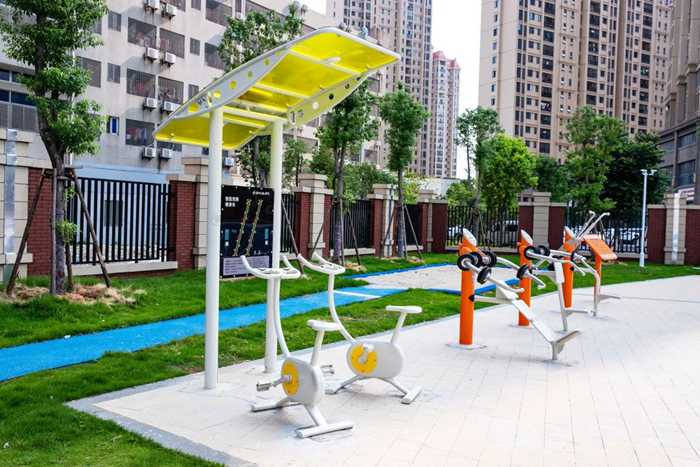 校园健身器材解决方案-广西bsports官网体育